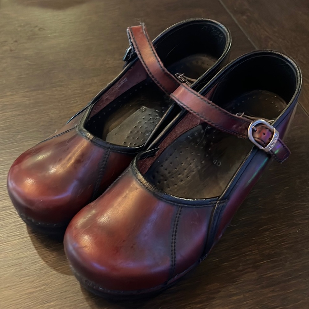 Clogs with straps